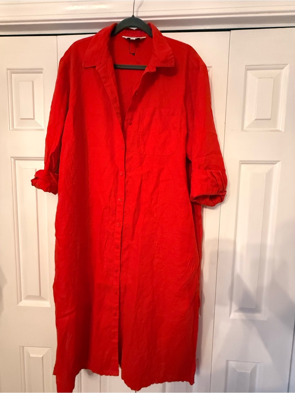 Vibrant Red Button-Up Shirt Dress - The Drop XL - Picture 4 of 5